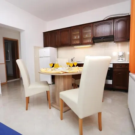 One-bedroom With Terrace A2 * Trogir